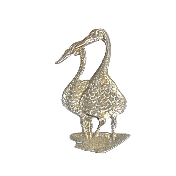 Kirk Stieff Jewelry - Vtg Kirk Stieff Pewter Geese Pin Brooch P Buckley Moss Society 1987 1-1/8"